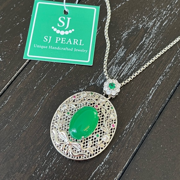 SJ Pearl Necklace